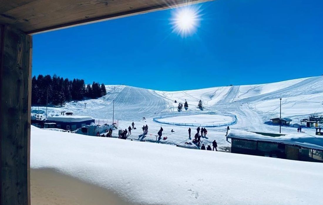6-VAL-FORMICA_sky-area